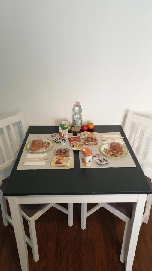 Noemi Acomodação com café da manhã 